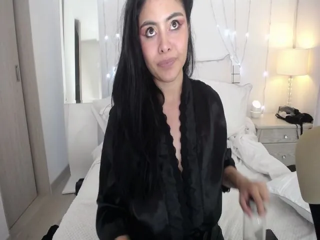 Live sex webcam photo for Marianviolet #262997225