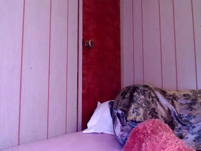 Live sex webcam photo for Smallpurl #256045022