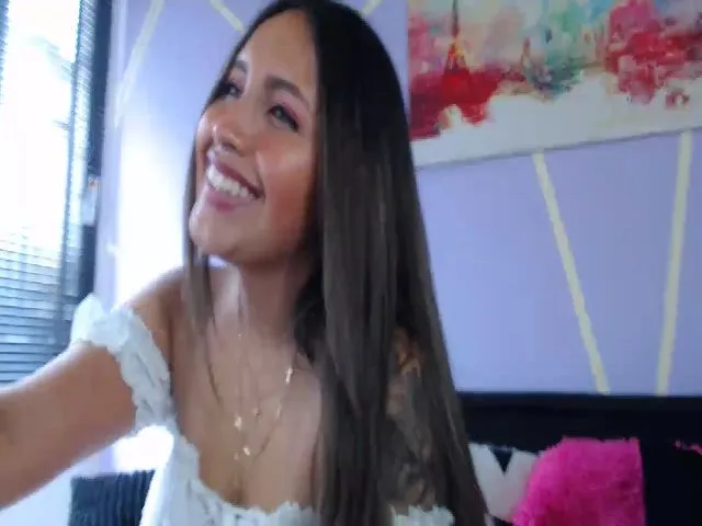 Live sex webcam photo for Litlecapricex #258707146