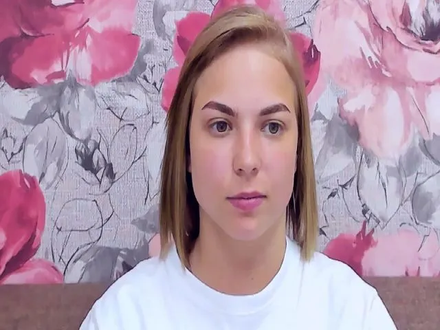 Live sex webcam photo for TataArdent #261656670