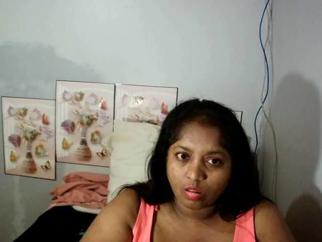 Live sex webcam photo for Indiantasha #287986100
