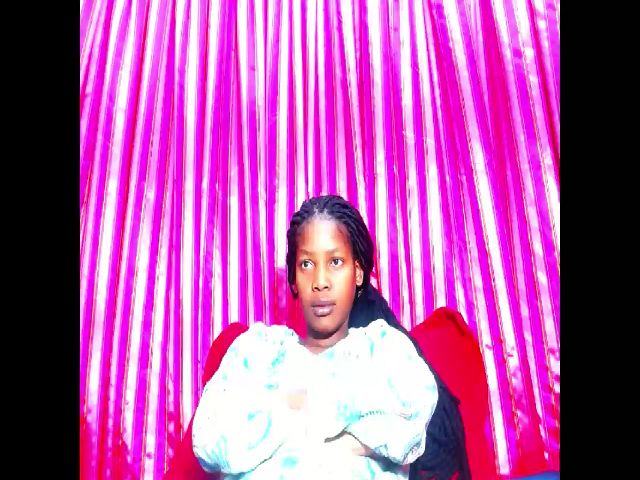 Live sex webcam photo for Aaliyah98x #256490931