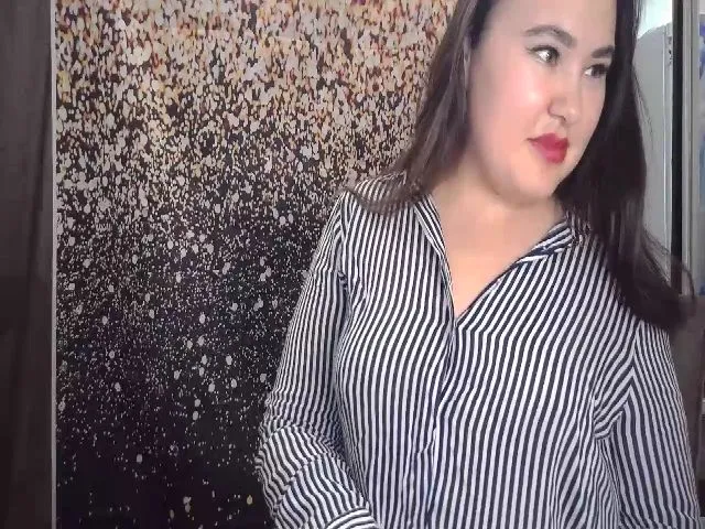 Live sex webcam photo for AzizaRed #253145835