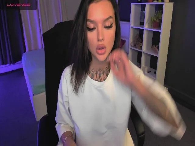 Live sex webcam photo for Pantera_Flash #254909290