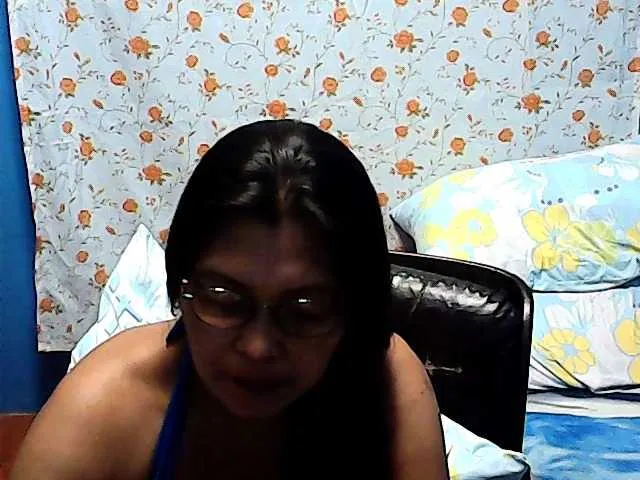 Live sex webcam photo for hOtGranny4u #245378233