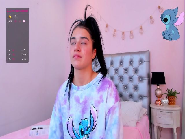 Live sex webcam photo for KallyMyller #260452170