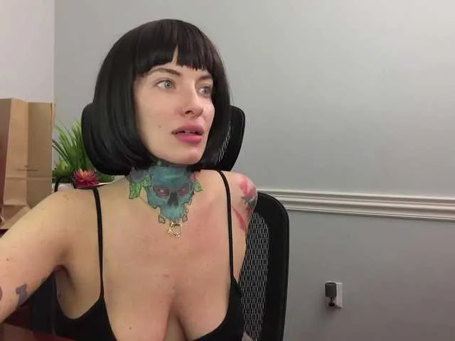 Live sex webcam photo for kxtiemccxnn #241154146