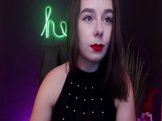 Live sex webcam photo for DinaD #260658492