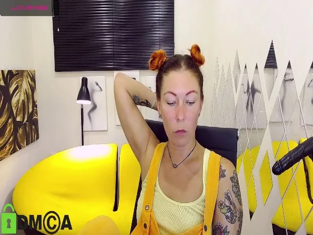Live sex webcam photo for MarvelousLilu #262723392
