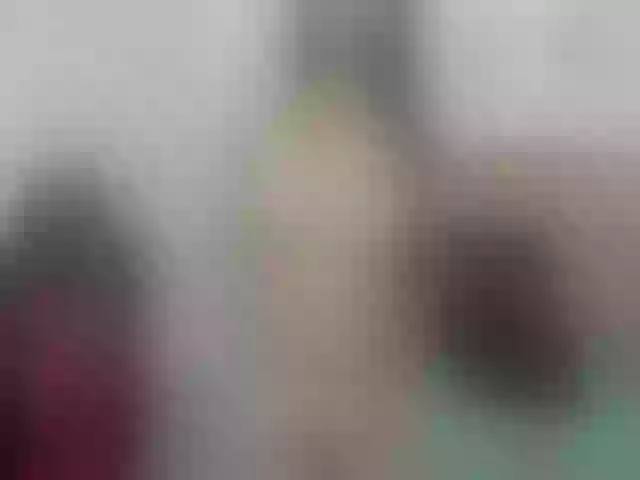 Live sex webcam photo for Kloemss #255369856