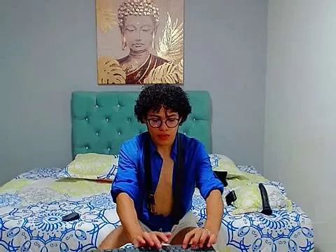 Live sex webcam photo for Dioni_sex #245077514