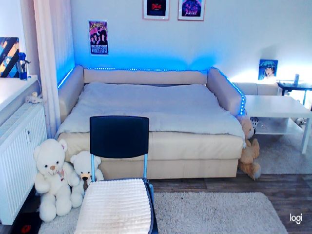 Live sex webcam photo for Laa_Laa_Laa #262373394