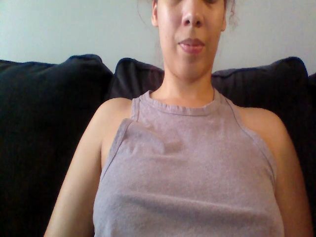 Live sex webcam photo for Heavenllyy #255116829