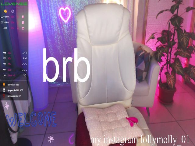 Live sex webcam photo for MollyLoo #258295203