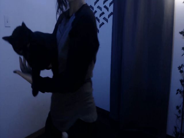 Live sex webcam photo for LadyMarceline #252381002