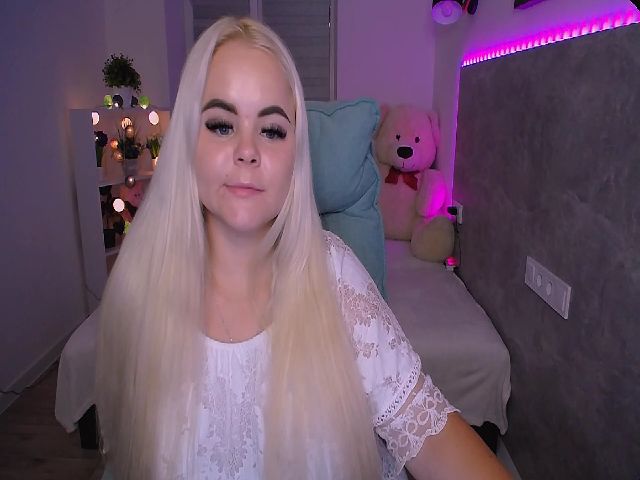 Live sex webcam photo for Jenni__fer #255161064