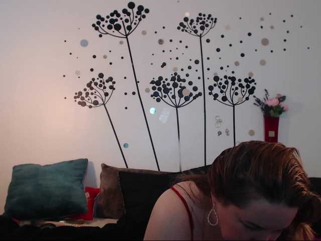 Live sex webcam photo for titanic-tits #240892298