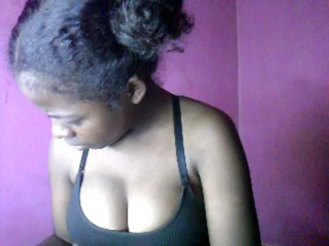 Live sex webcam photo for la-belleblack #241235222