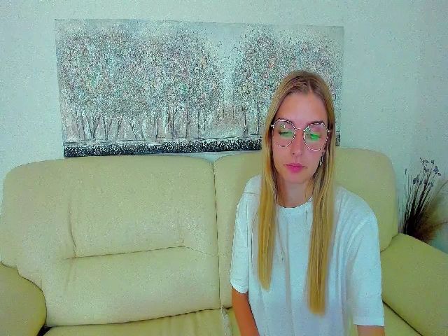 Live sex webcam photo for Springibabby #265207438