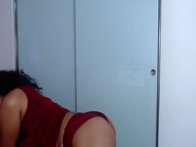 Live sex webcam photo for Jade_lee88 #253722919