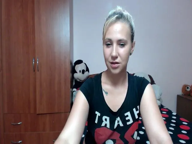 Live sex webcam photo for Tweetyboom #255195821