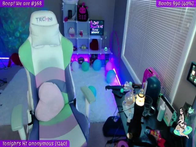 Live sex webcam photo for LexaLuv #256622568