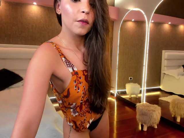 Live sex webcam photo for AnnieeHall #241424220