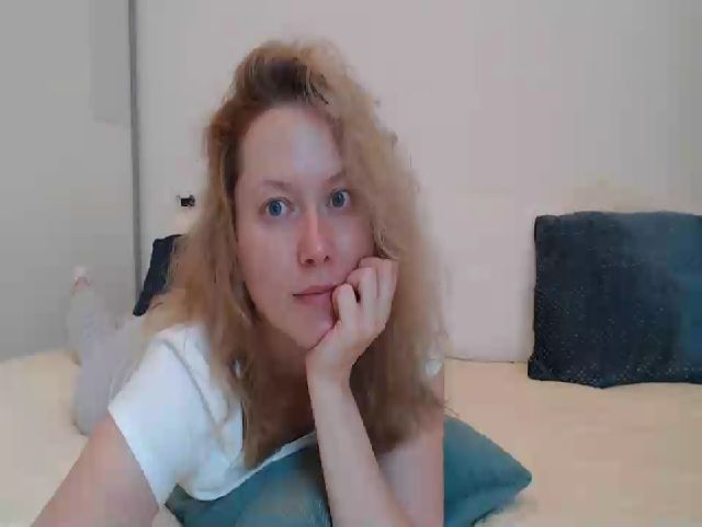 Live sex webcam photo for TessaPerf #259953308