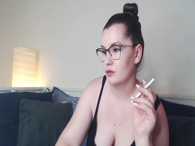 Live sex webcam photo for EveGoddes #254189891