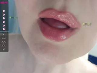 Live sex webcam photo for jeanne-2017 #240803786