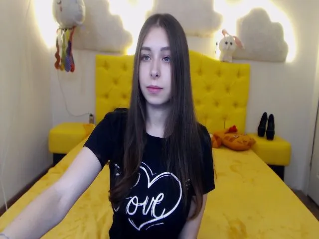 Live sex webcam photo for LindaJason #259830267