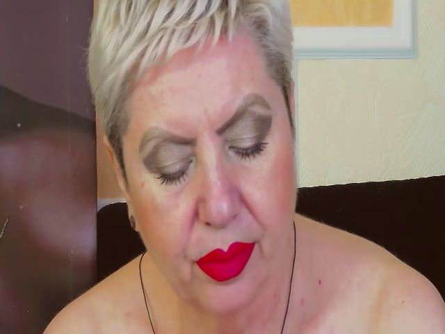 Live sex webcam photo for LADY__POSH #254038893