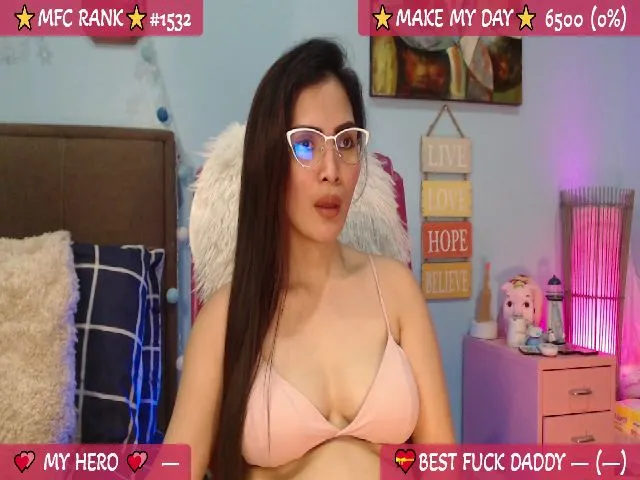 Live sex webcam photo for RedHOTPinay01 #256206781