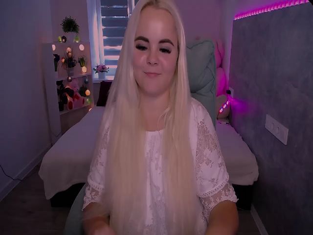 Live sex webcam photo for Jenni__fer #261828079