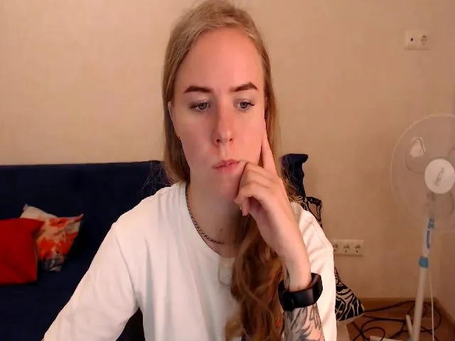 Live sex webcam photo for Limana_xo #252609455