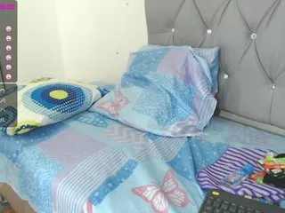 Live sex webcam photo for AngieBBW #240758513
