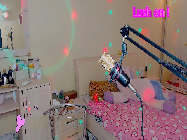 Live sex webcam photo for sunshinebabee #265093210