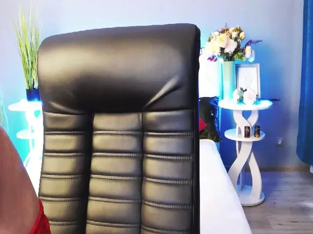 Live sex webcam photo for VictoriaJamy #260069330