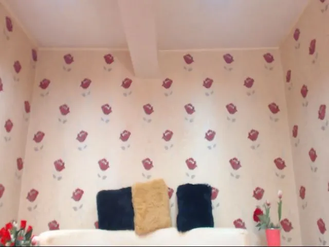 Live sex webcam photo for BlackieJam #252993654