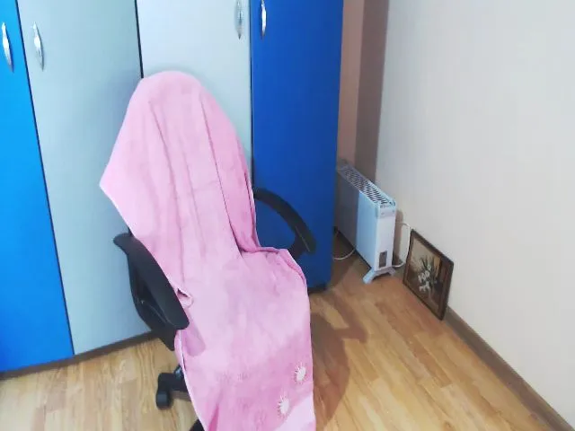 Live sex webcam photo for Miss_Judith #255597052