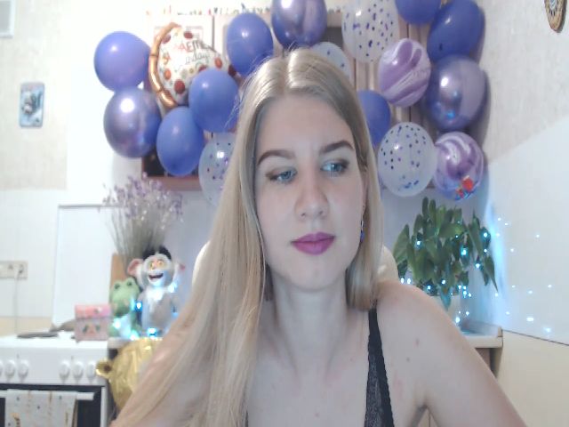 Live sex webcam photo for Ms_Charming #256566182