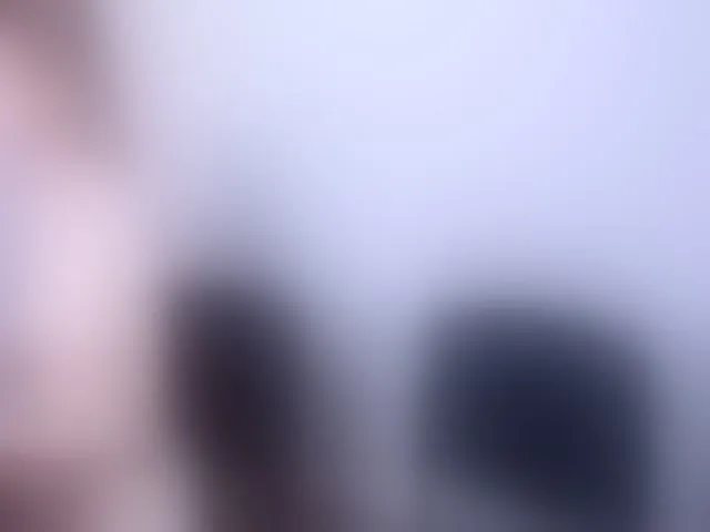 Live sex webcam photo for YourMissMasha #258075151