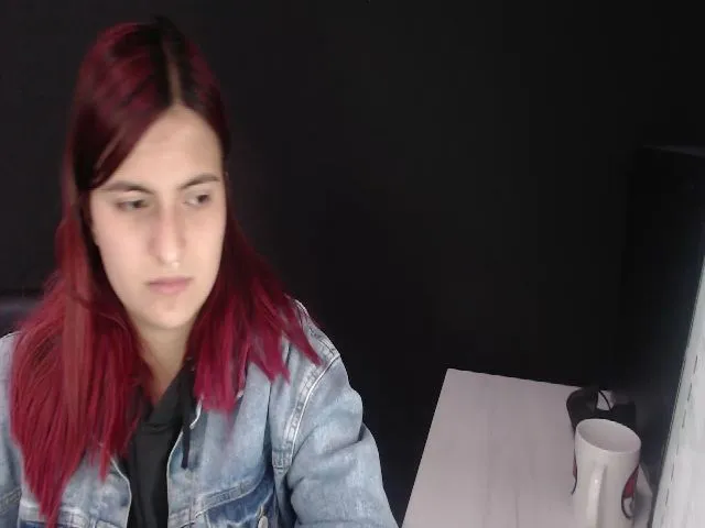 Live sex webcam photo for Jezabel_ #264560360