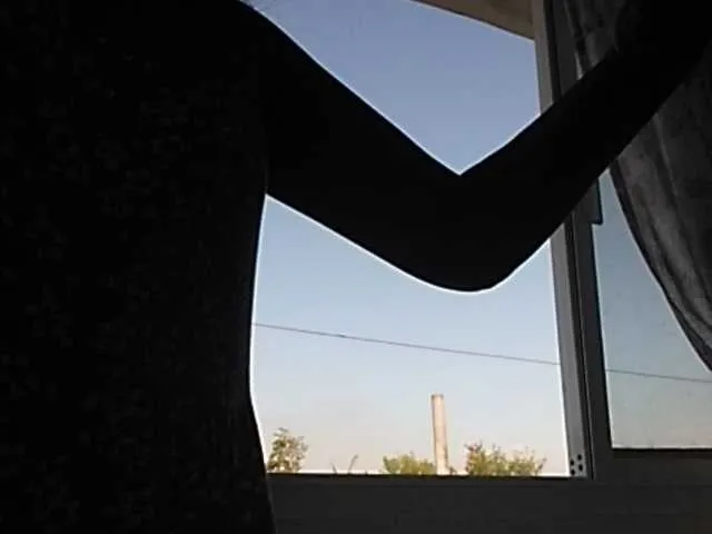 Live sex webcam photo for YourGirl9 #241156442