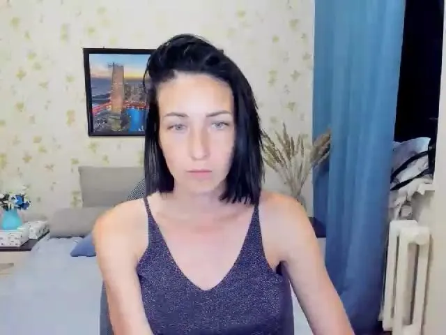 Live sex webcam photo for DorothyRoze #254535154