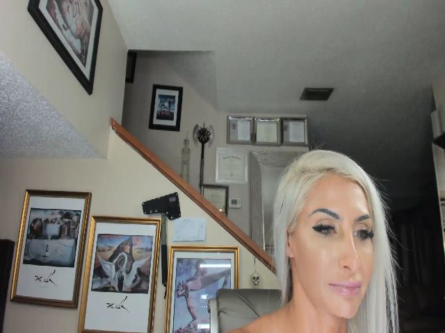 Live sex webcam photo for ADRIANA_FOX #252731335