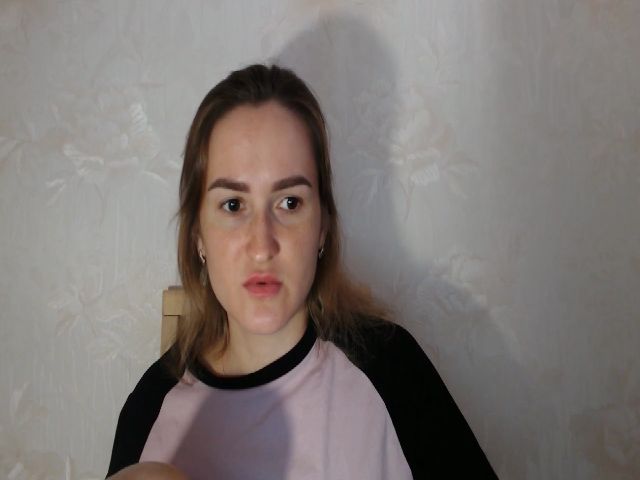 Live sex webcam photo for Pineapple_m #261290852