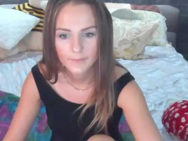 Live sex webcam photo for VeronikaNew #240895994
