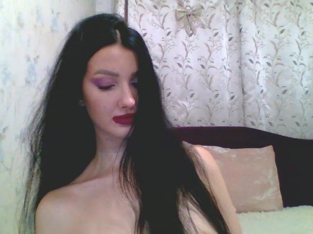 Live sex webcam photo for GirlPlayy #256150981