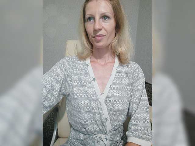 Live sex webcam photo for Brain5explo #257225996